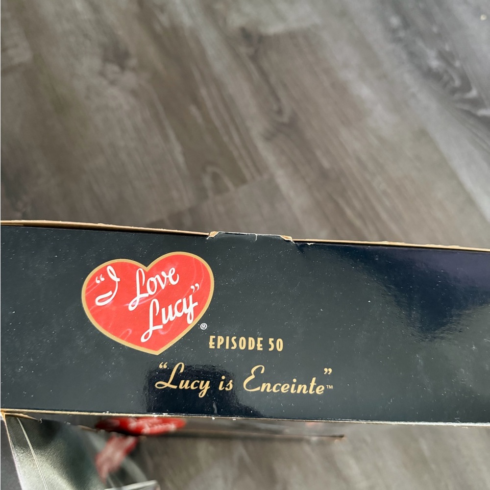 I Love Lucy's Italian Movie Collectible and 50th anniversary edition - Picture 3 of 3